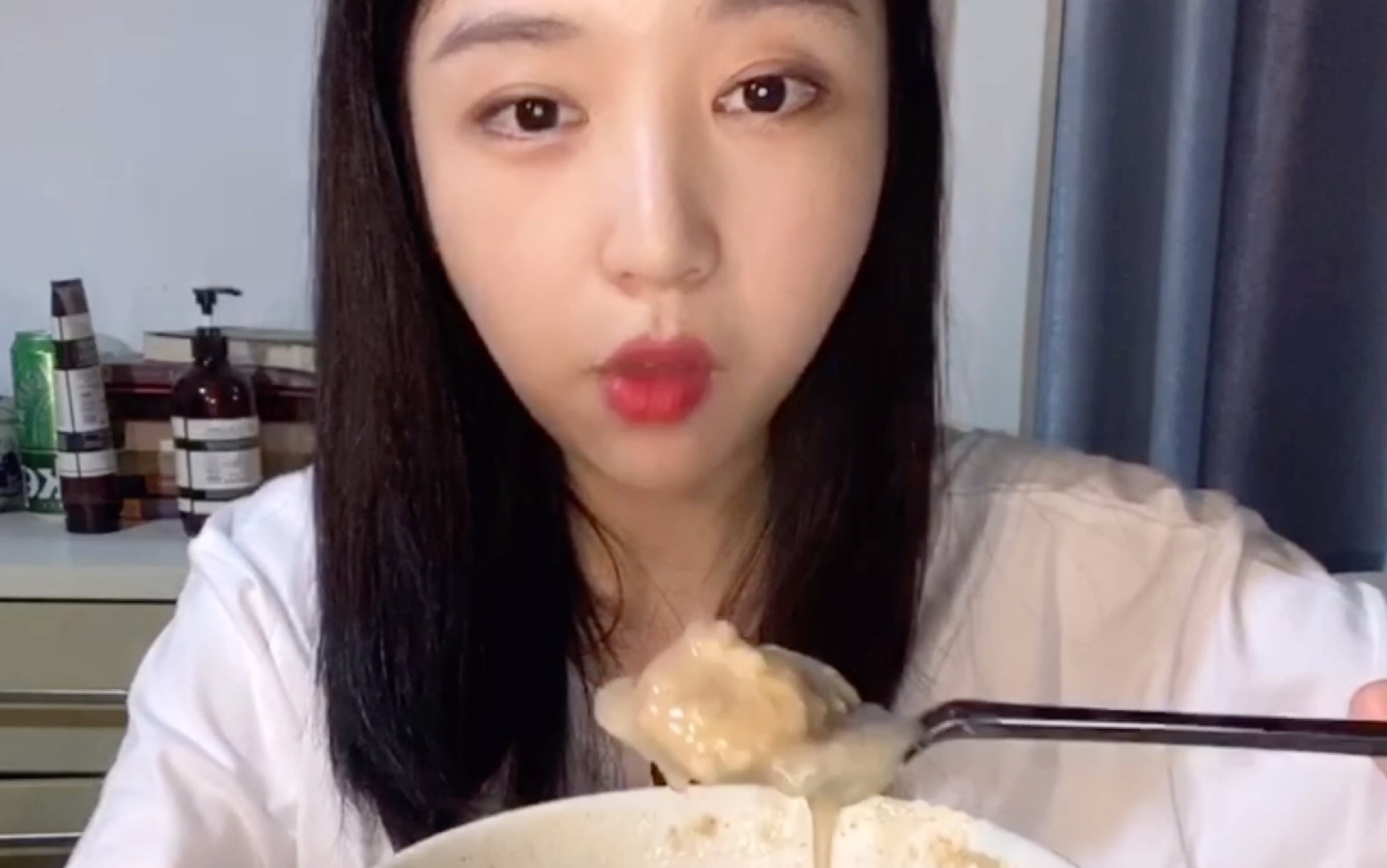 酱鱼吃八方直播小板凳坐好了酱鱼在线教你说土味情话
