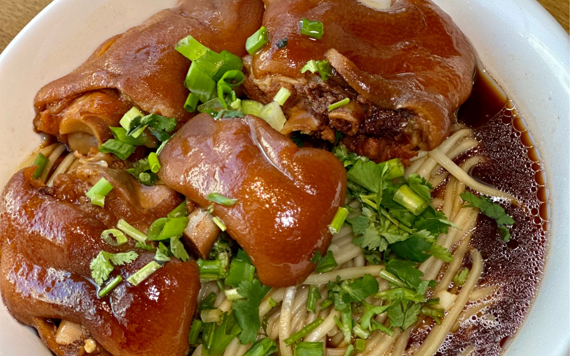 狂飙同款猪脚面教程来啦,在家也能轻松复刻!