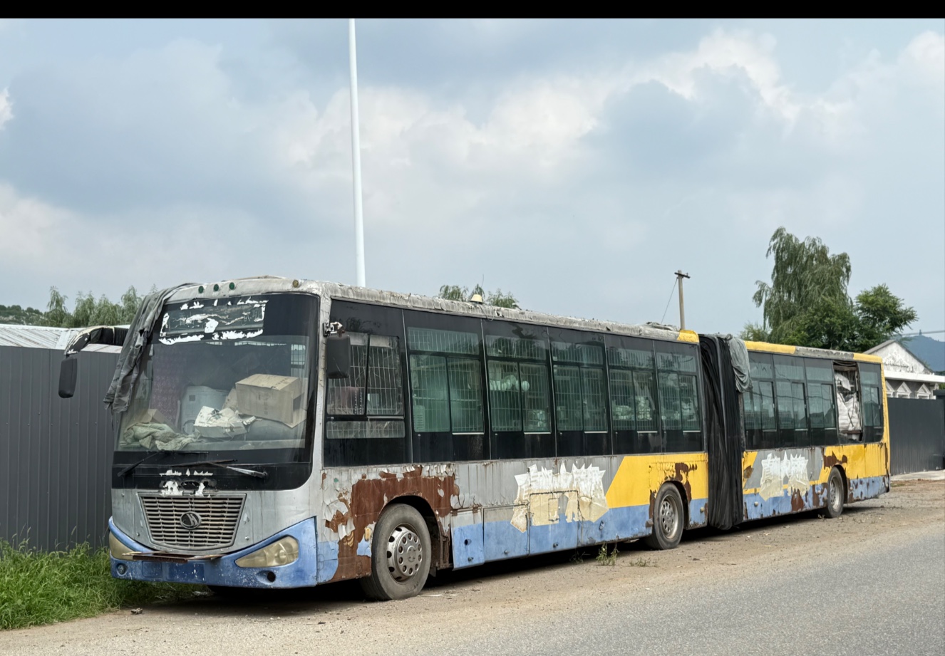 实地探访北京公交残存的京华客车 京华大财神bk6180d2 原360快 44110