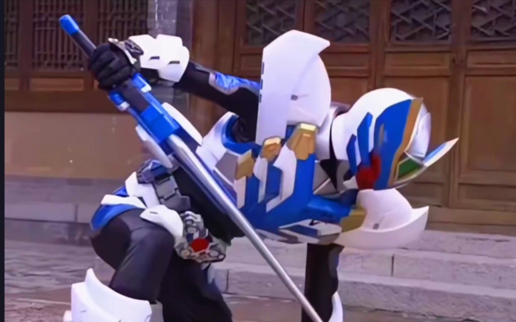 戈尔法小队的飞影铠甲是真的强,一打二毫无压力!