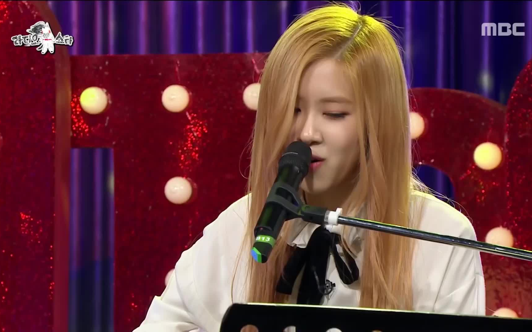 这个安静唱歌的女孩 值得全世界喜爱| 一些rose的唱歌片段