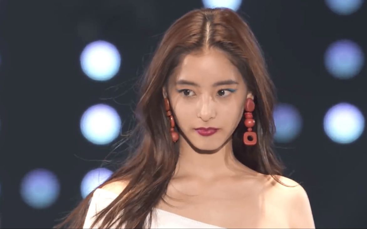 东京女孩时装秀上那些一眼万年的女孩(高清重制版)