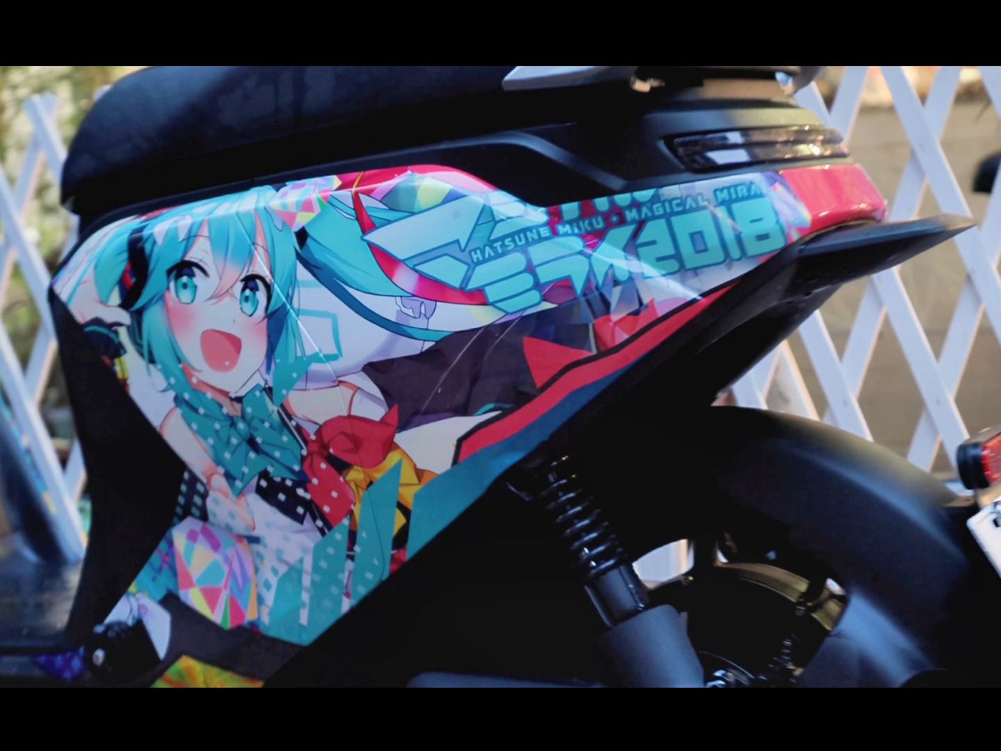 "照亮起来吧!绿光"-miku魔法未来2018-九号机械师痛车-痛疯工作室