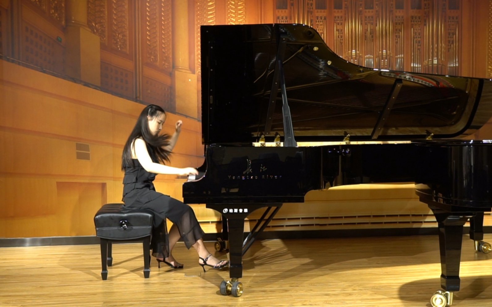 肖邦冬风练习曲片段op25no11上海音乐学院作曲专业学生冯书雅演奏