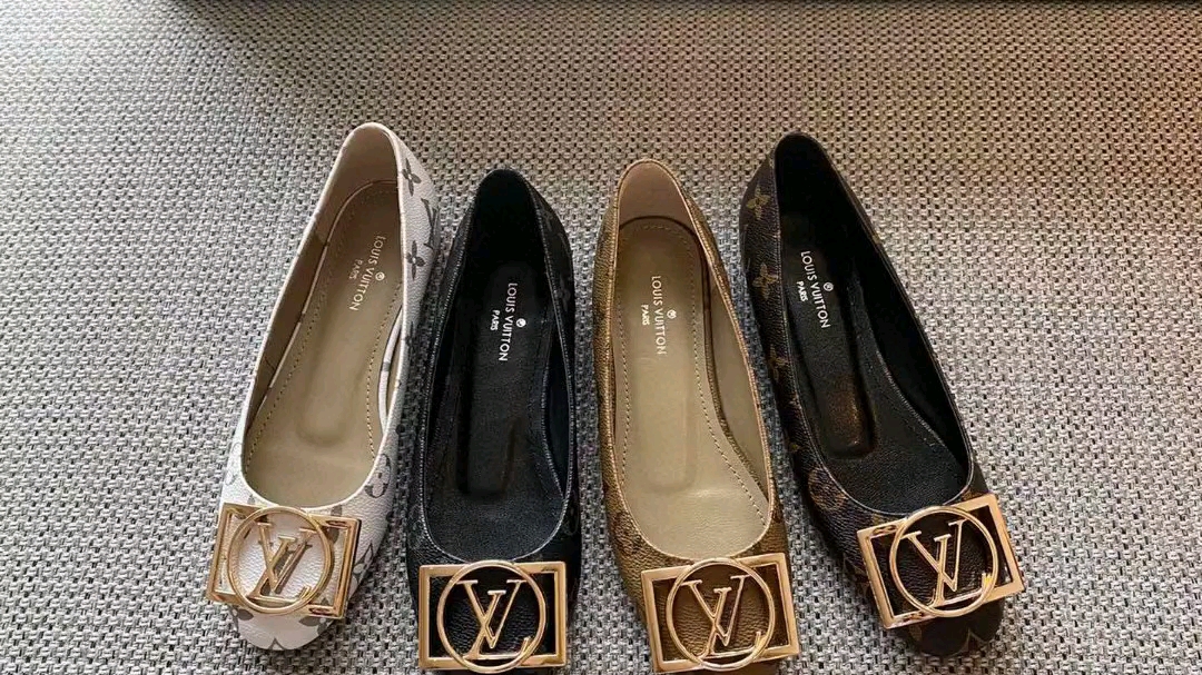 lv2021新款真皮平底单鞋女鞋