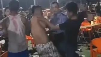 Download Video: 6人酒后骚扰女客人引斗殴，海口警方深夜通报：已被采取强制措施