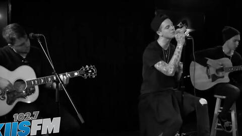 The Neighbourhood - Sweater weather (LIVE) KIIS FM 