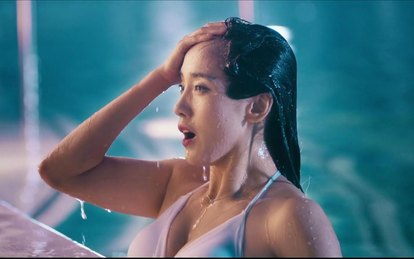 袁华全网都在跳一剪梅,终于看到他和秋雅在一起了!