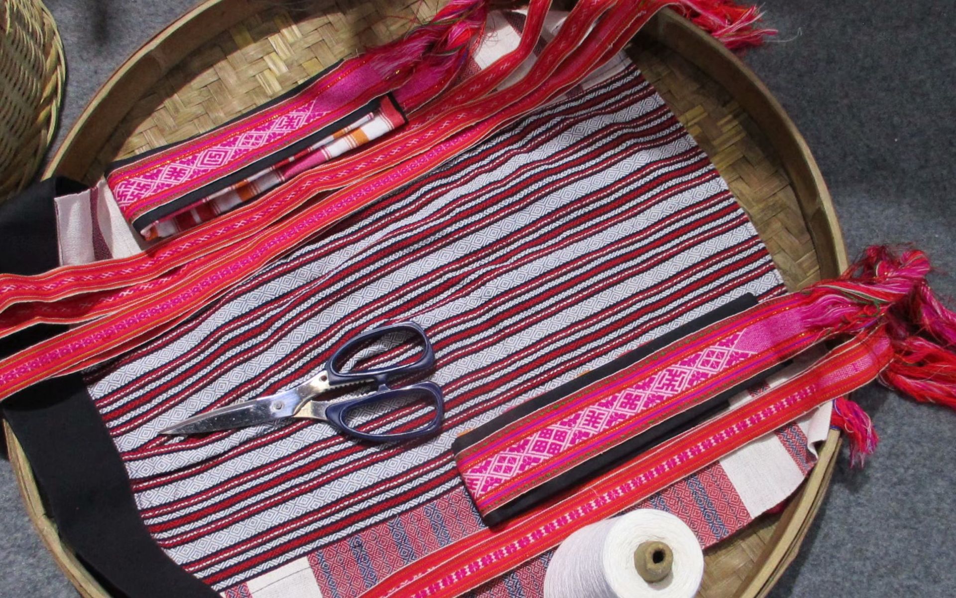 客家传统服饰编织技艺-----冬头帕_哔哩哔哩 (゜-゜)つロ 干杯~-bili