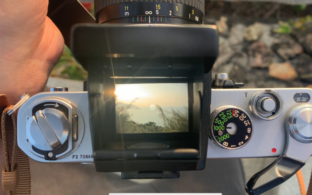 【nikon f2】腰平取景器里的秋天与海