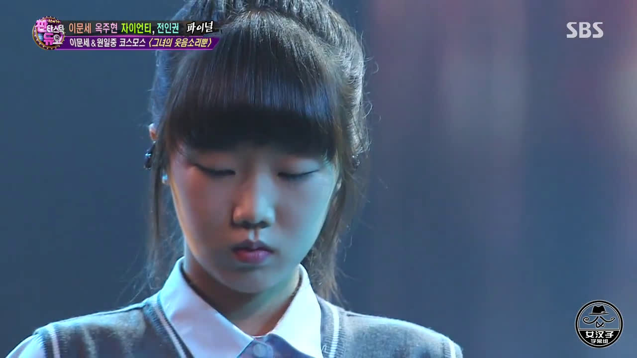 来自 ipad客户端 关注 【只有她的笑声】演唱者:李文世和15岁少女