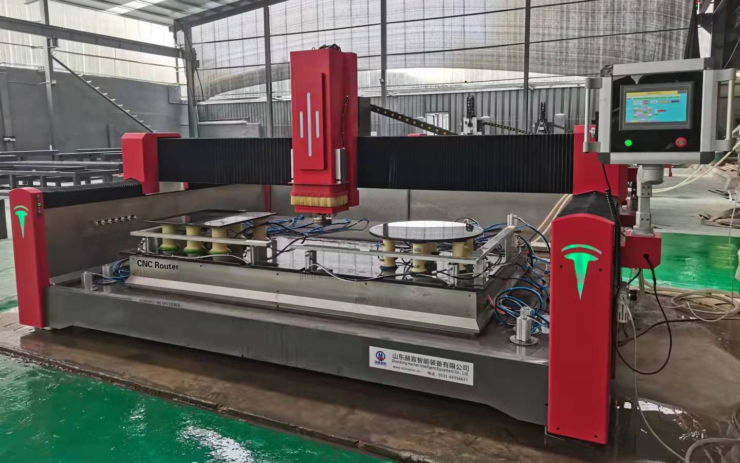 赫宸岩板数控磨边机可磨各种常规异形岩板桌面台面和卫浴盆内孔