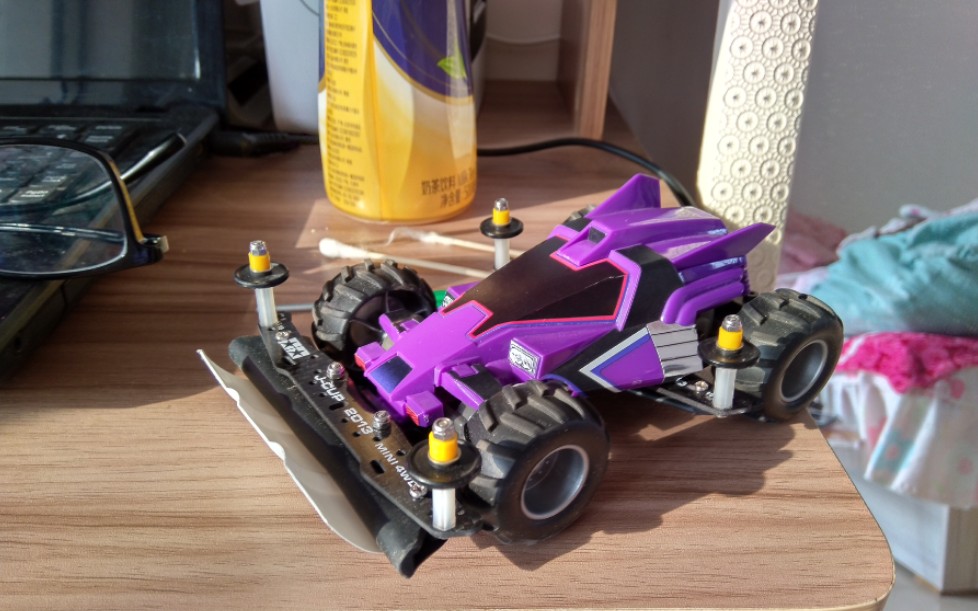 街头四驱车原始天皇巨星碾压广场大脚四驱车野跑