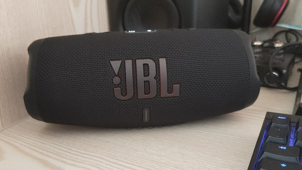 [图]JBL CHARGE5 JBL 冲击波5 王菲 传奇试音