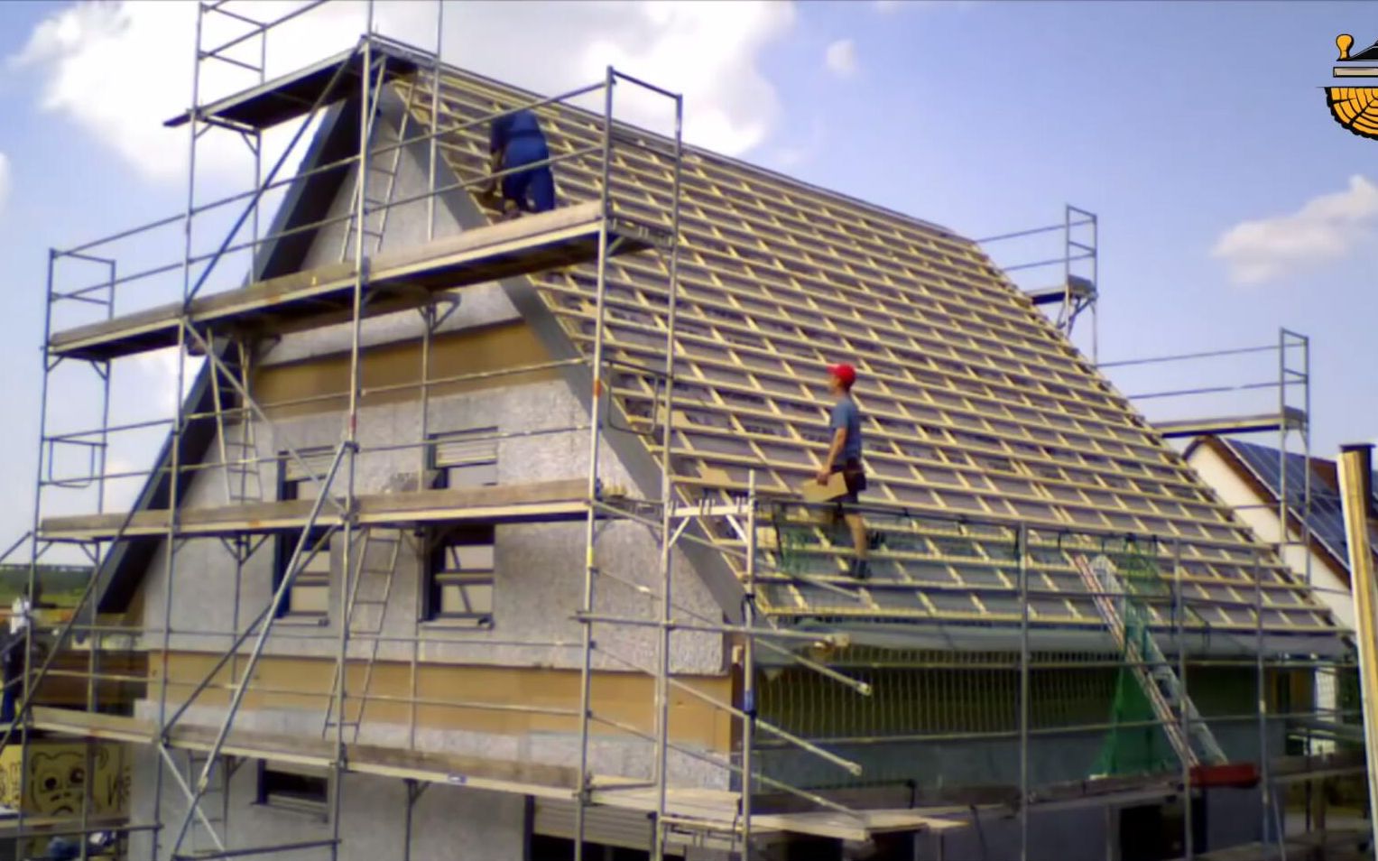 美国木制框架房屋建设的延时摄影最快的木屋建造