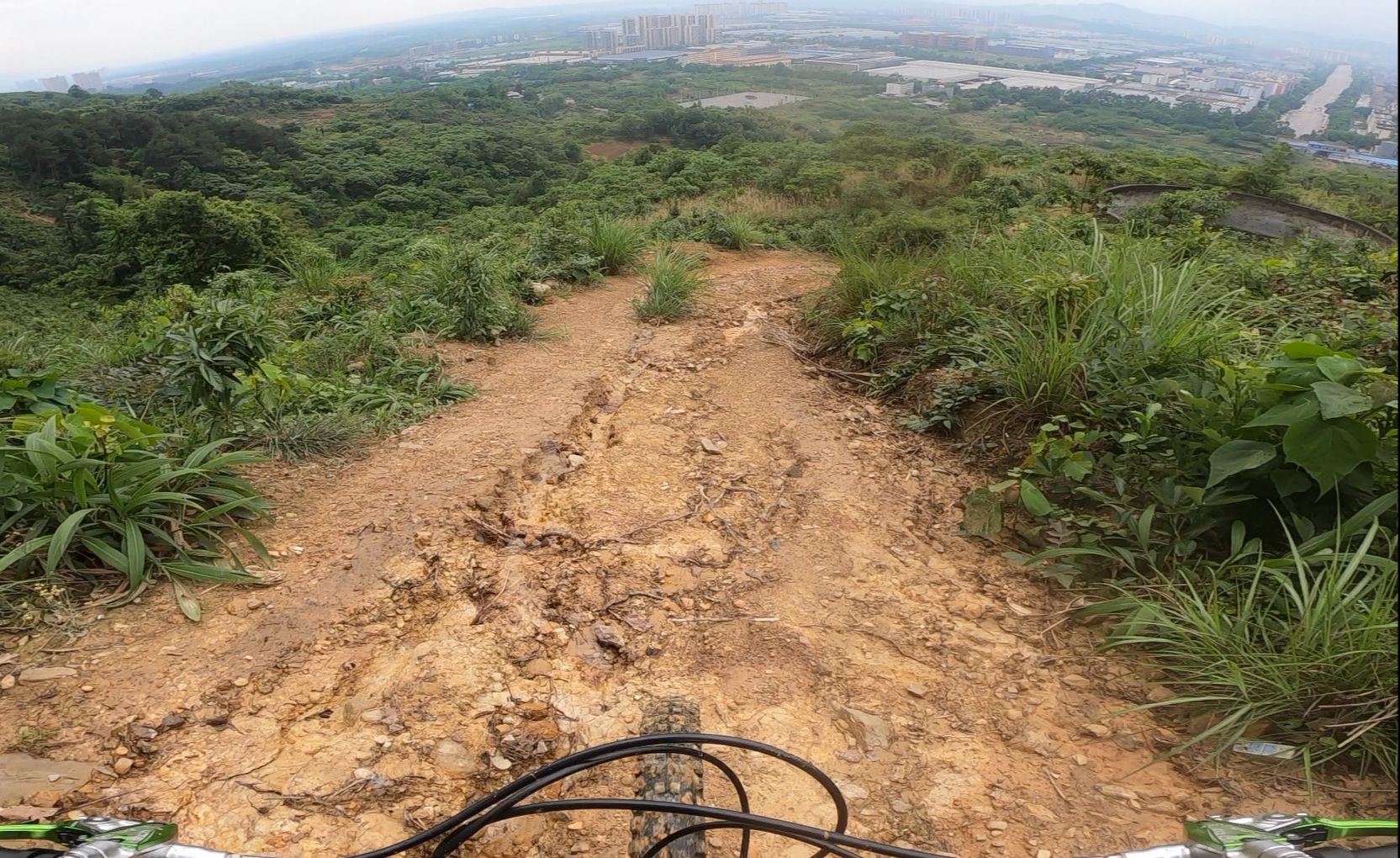 用山地车在重庆探索新路线:虎峰山哔哩哔哩bilibili