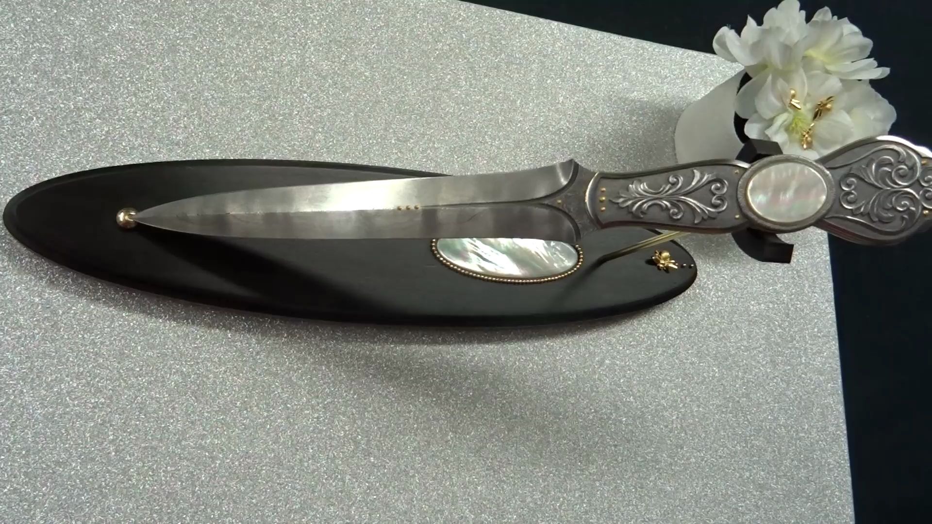 受邀进入2021年 aki刀展 abs ms 比利时女刀匠 véronique laurent