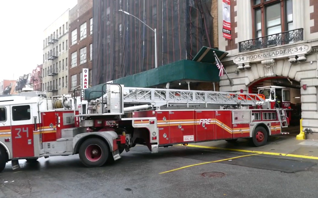 美国fdny 84米云梯出动