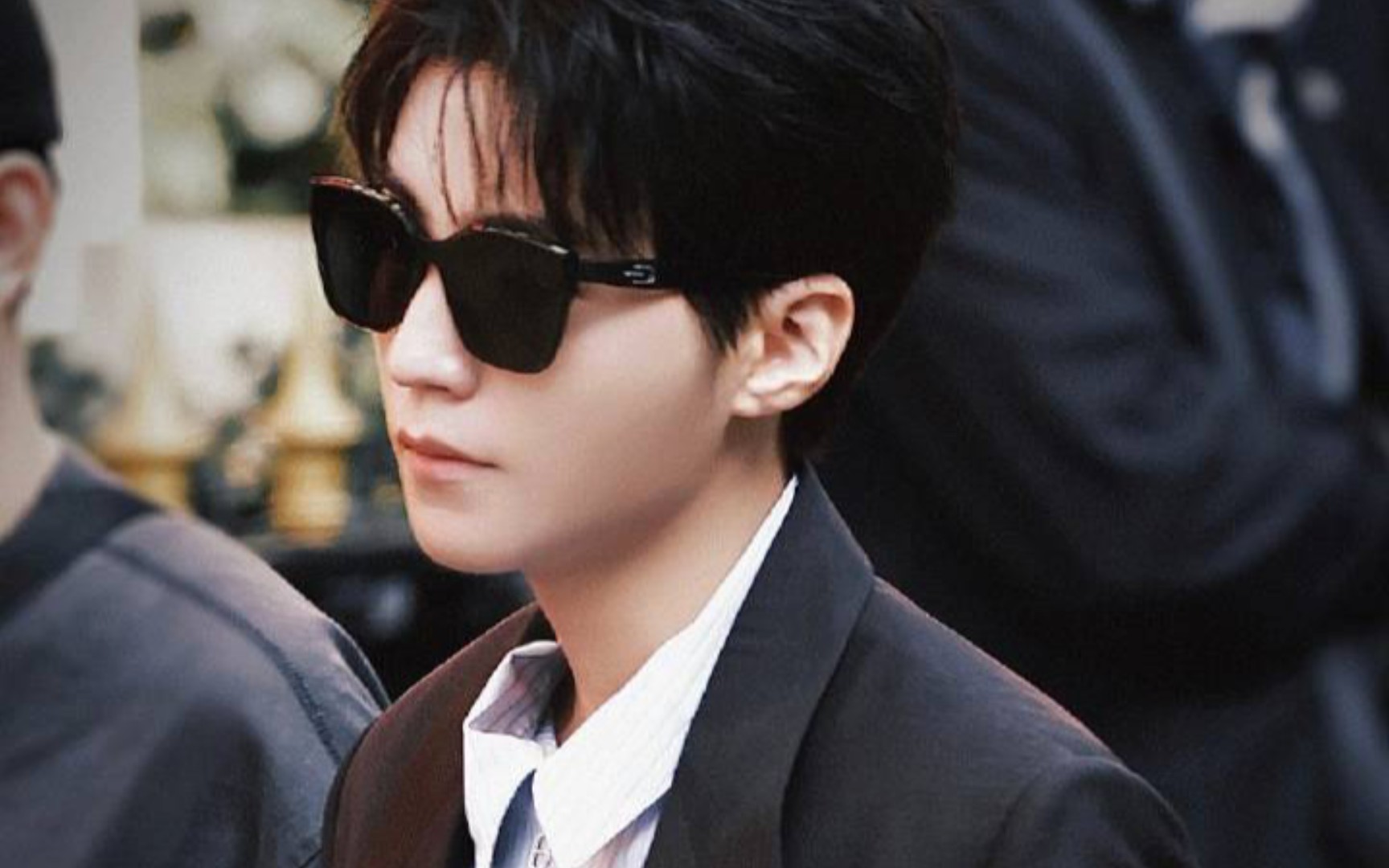 『王俊凯将出席2024巴黎时装周』期待宝贝新年首次海外行程