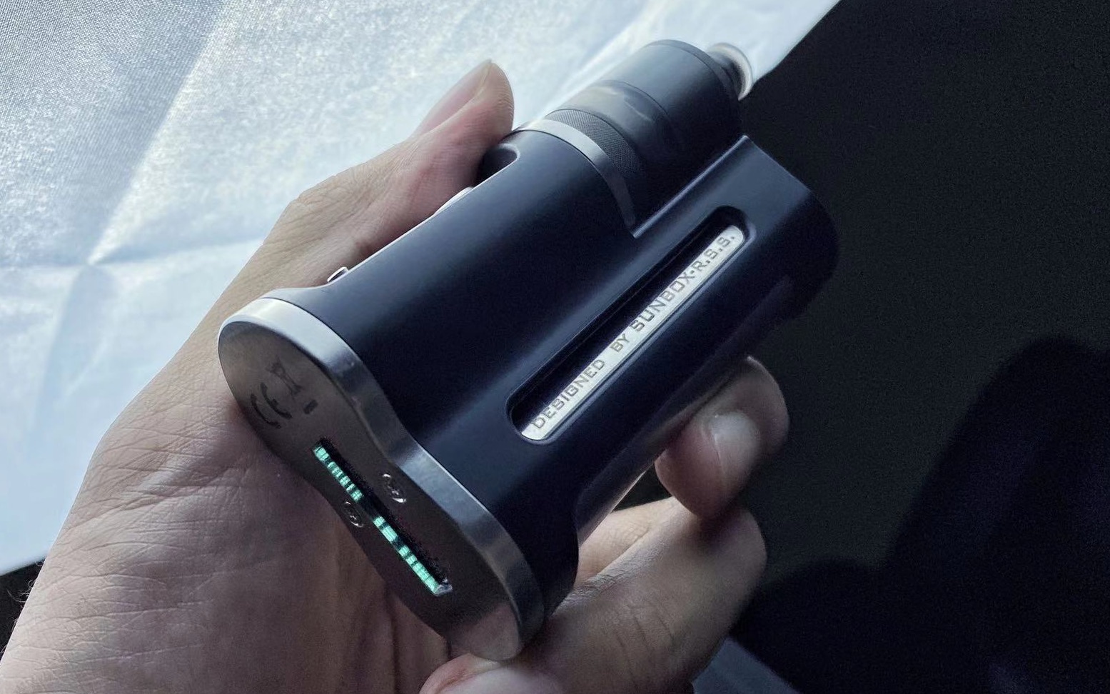 意大利高端电子烟小组sunbox 竟然也在国内代工产品 这款easy box值得