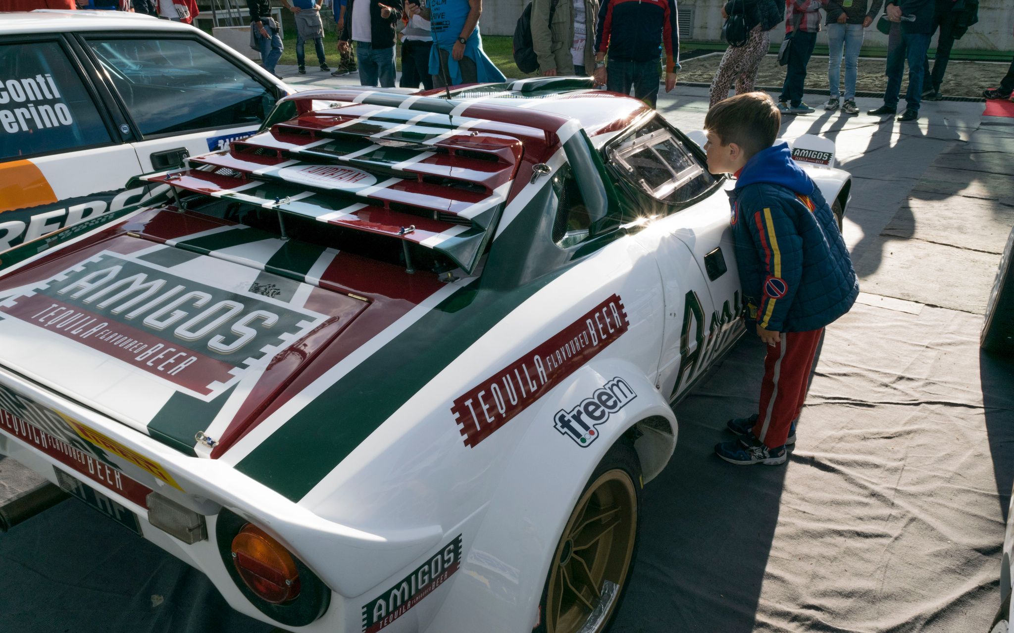 【搬运】一个向蓝旗亚拉力致敬的短片 lancia rallyin