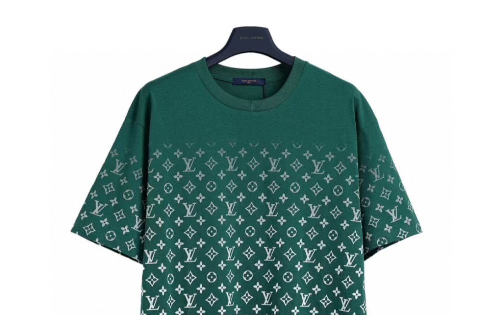 louis vuitton路易威登lv2023满印渐变logo短袖t恤