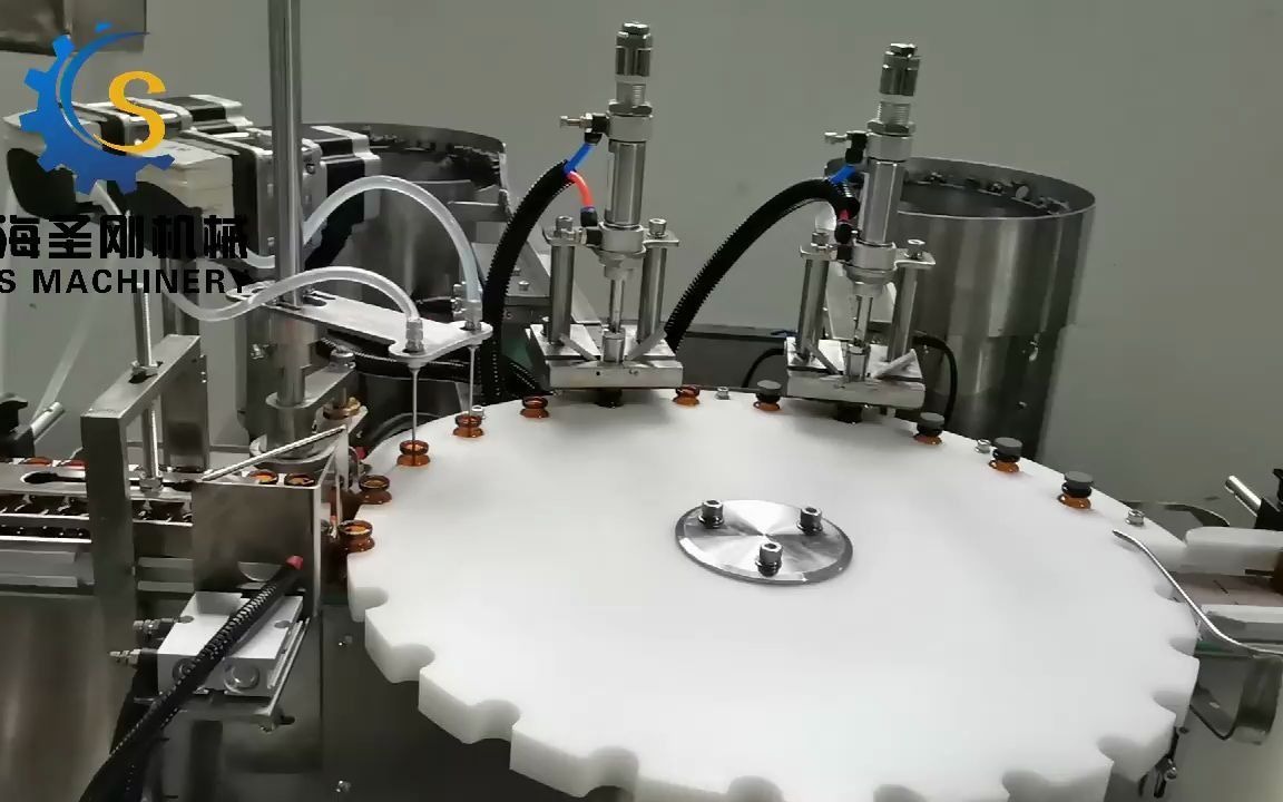 圣刚灌装加塞轧盖机 液体灌装加塞一体机 西林瓶自动灌装加塞机