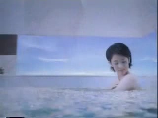 2001年宝洁公司护舒宝棉柔透气护垫广告(泡澡按摩篇)哔哩哔哩bilibili