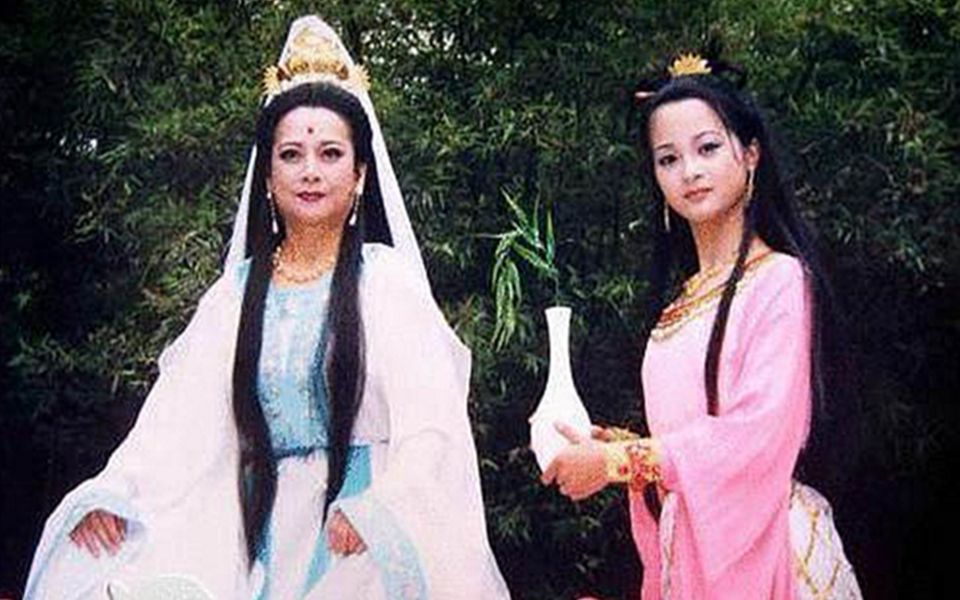 观音菩萨身边有两个小孩,男孩是红孩儿,另一个女孩是啥来头?