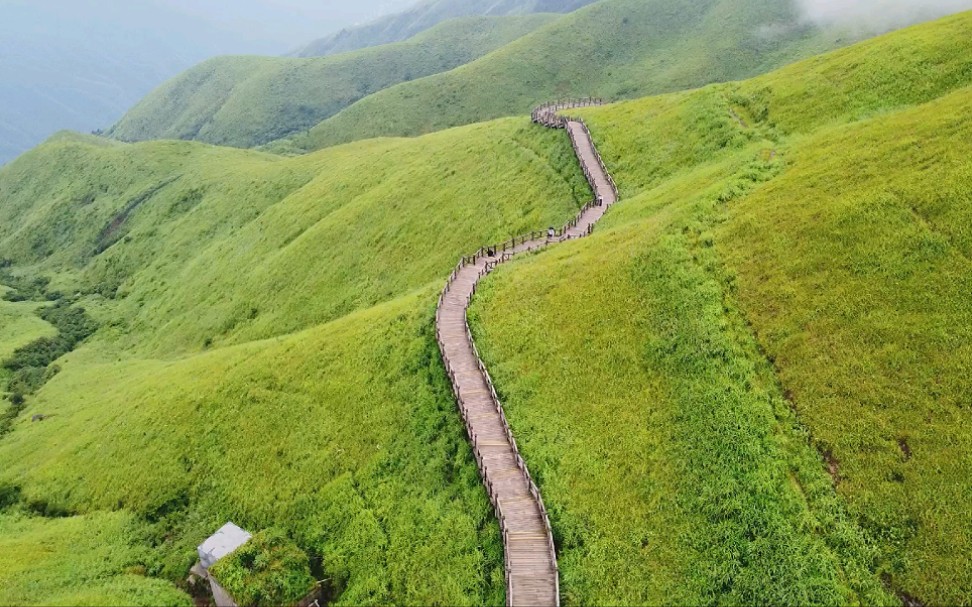 功臣山全景图图片