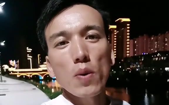 每一棵健康的树都是孤独地刺向苍穹哔哩哔哩bilibili