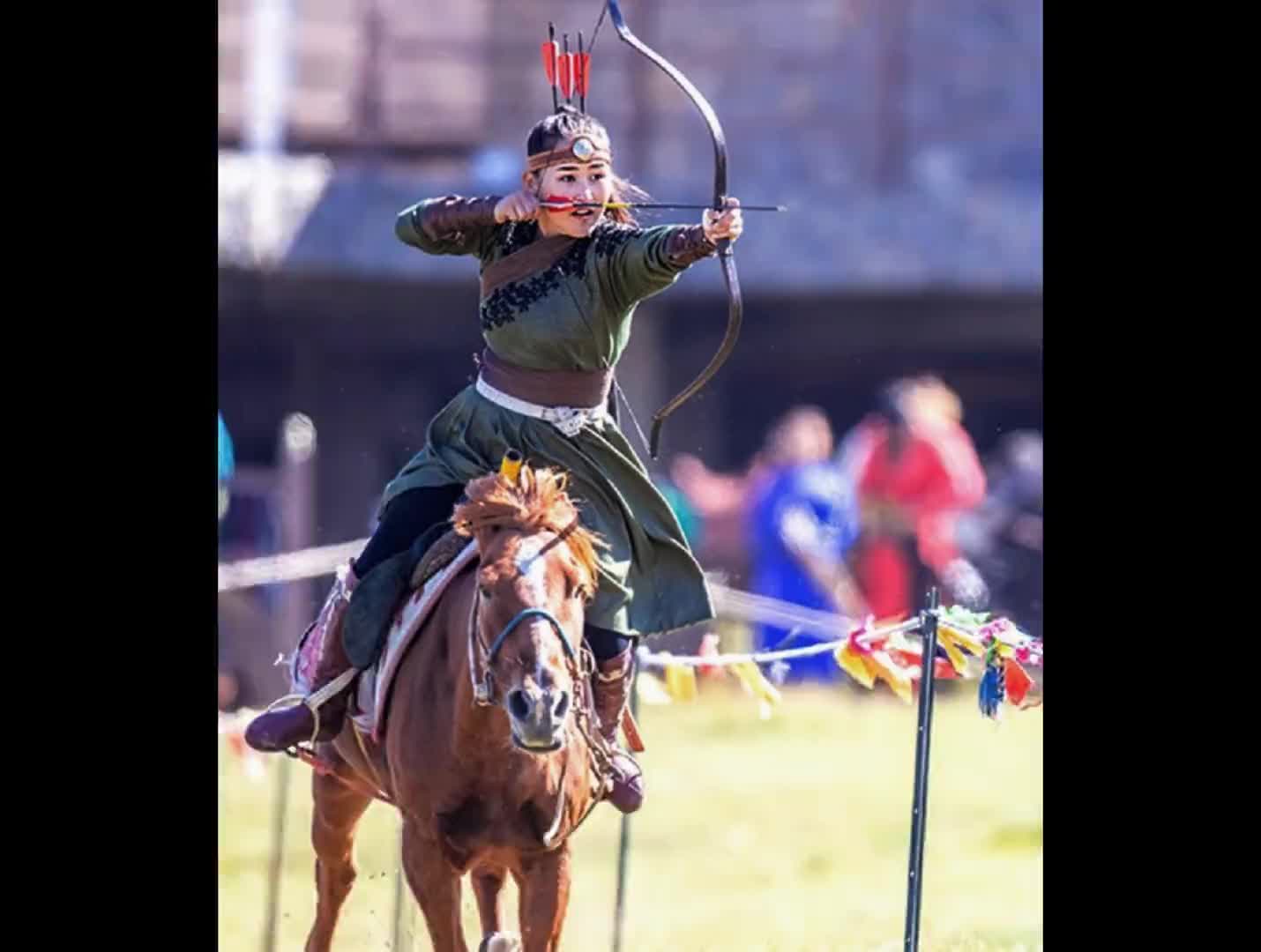 上弦明月半激箭流星远蒙古射箭骑射