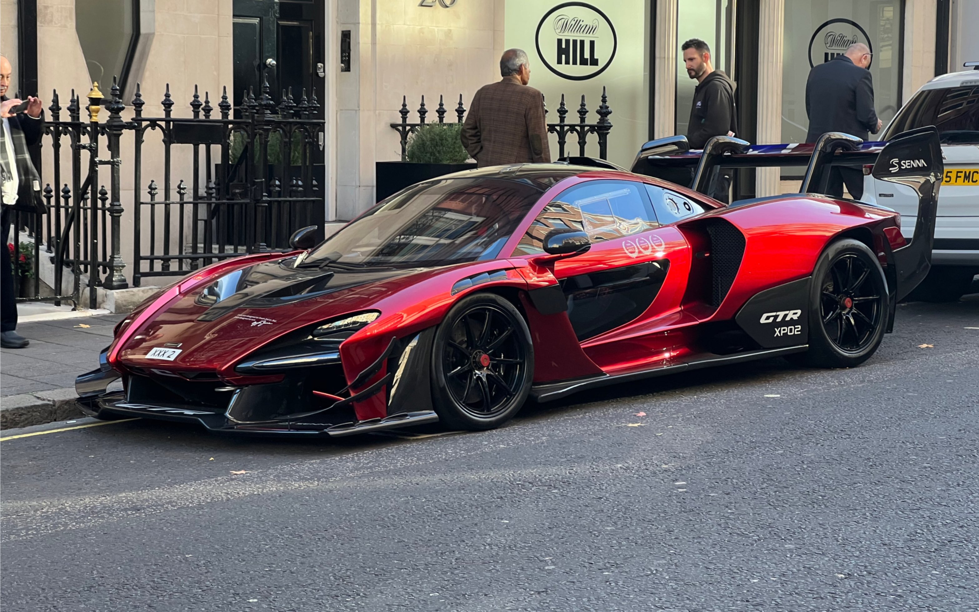 街头偶遇塞纳gtr