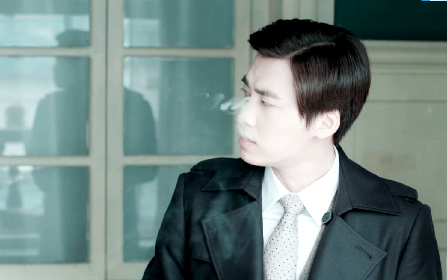 李易峰陈深个人向芳华绝代