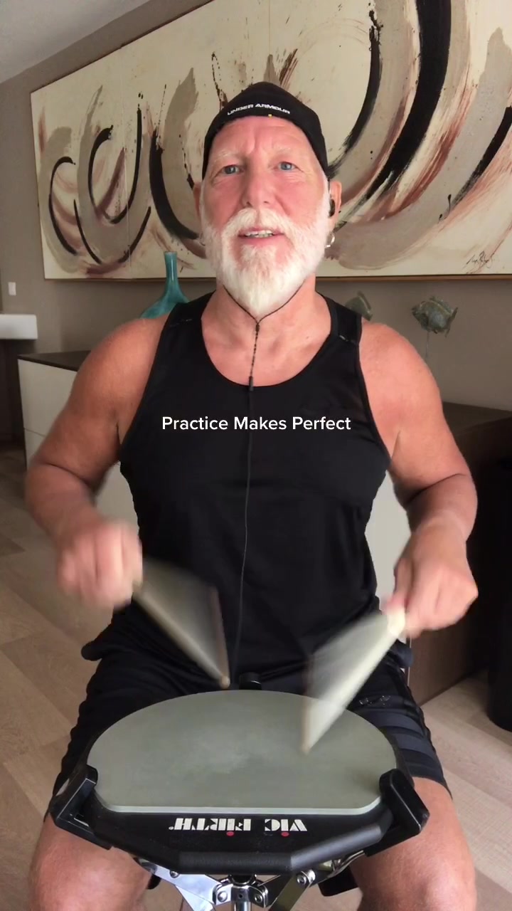 音乐 #rockstar #miketrana #iwontstopthemusic #practicemakes