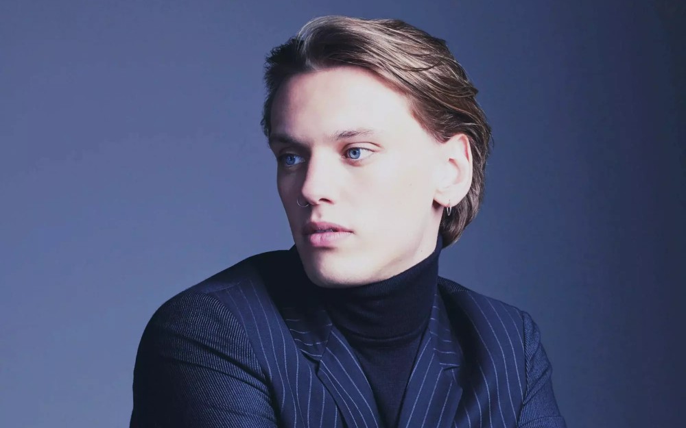 Jamie Campbell Bower图片