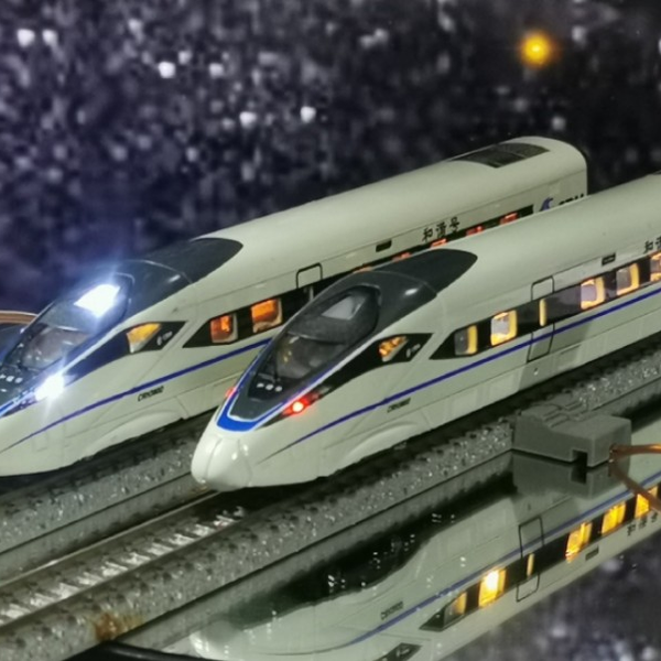 【n比例火车模型】静改动疯地铁庞巴迪crh380d_哔哩哔哩_bilibili