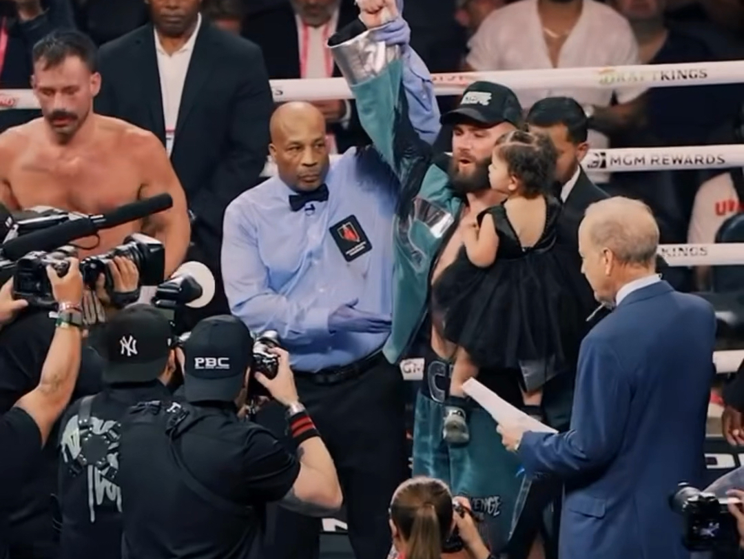 caleb plant(普兰特)逆转比赛赢得了 wba "临时 "超中量级拳王金腰带.