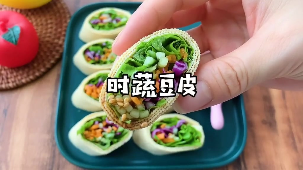 [图]#减肥逆袭 把脂肪害怕的食物都包裹起来，吃到饱为止，不怕长肉肉#减脂餐 #自律