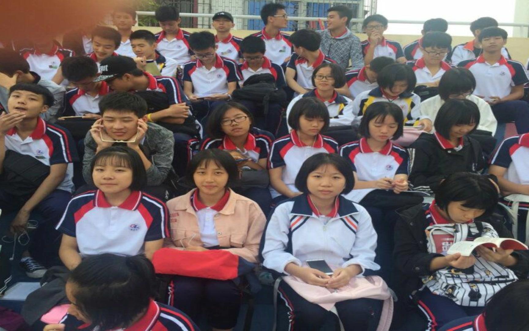 福清华侨中学高一四班