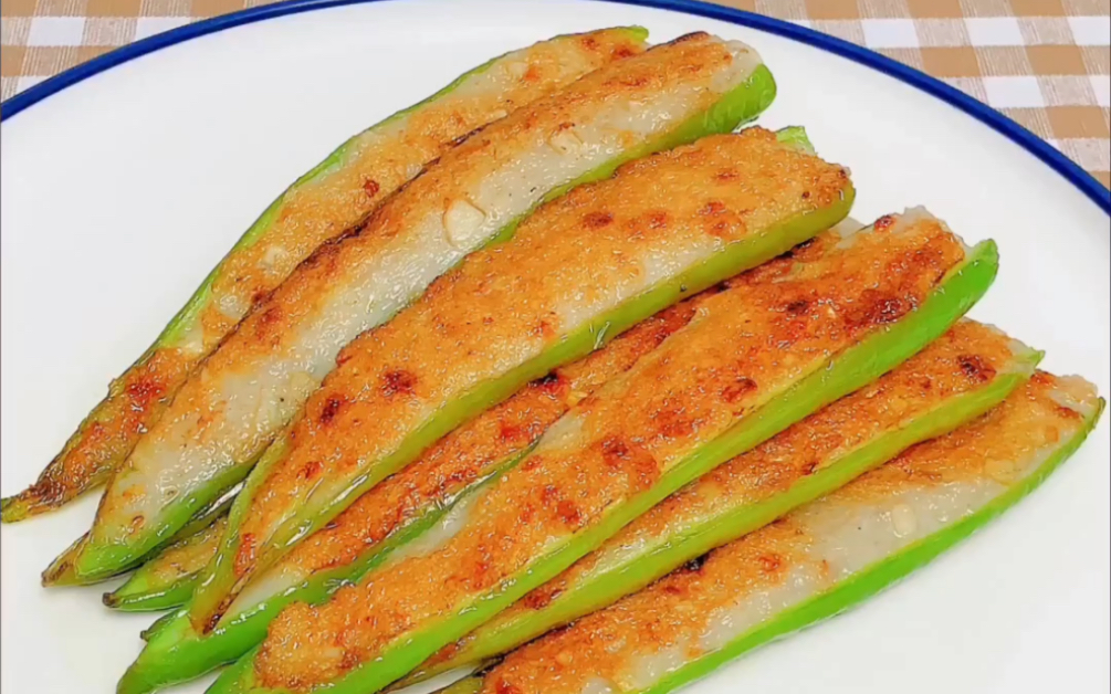 寻味顺德上榜菜煎酿辣椒鱼肉口感q弹辣椒爽脆顺德人家家都会做的一道