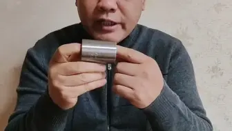 变径钢筋套筒用法：变径钢筋套筒主要用于不同直径钢筋的机械连接，抗拉强度值和拧紧力矩值按较小直径钢筋的相应值取用。变径钢筋套筒又叫变径套筒、变径直螺纹套筒。
