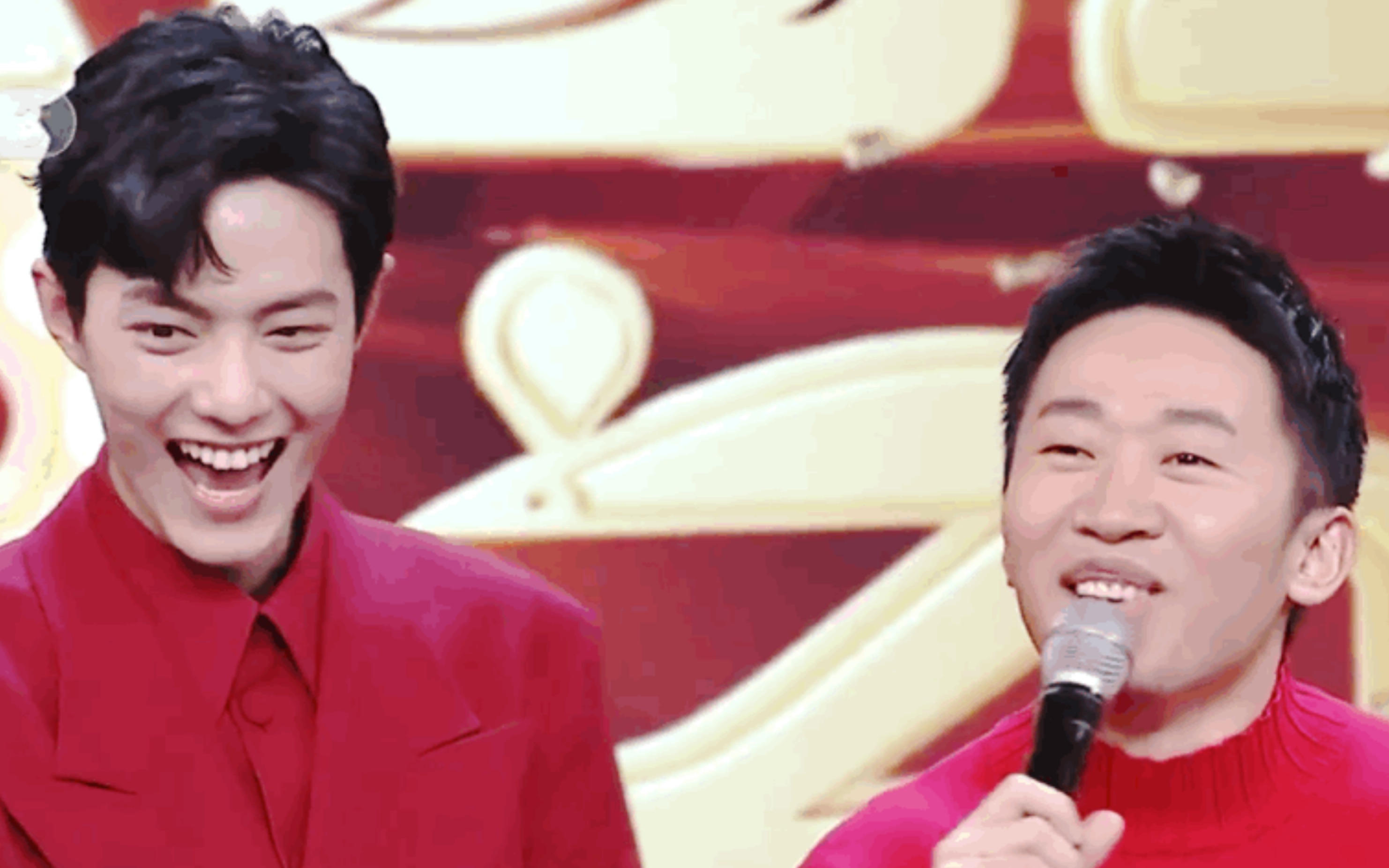 杨迪和肖战打游戏被带飞哈哈哈哈哈哈快去偶遇肖师兄赵露思回答喜欢肖