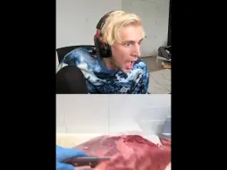 Descargar video: xQc：牛牛，别跳！后者变成美食后，xQc：这看起来很香 🤣