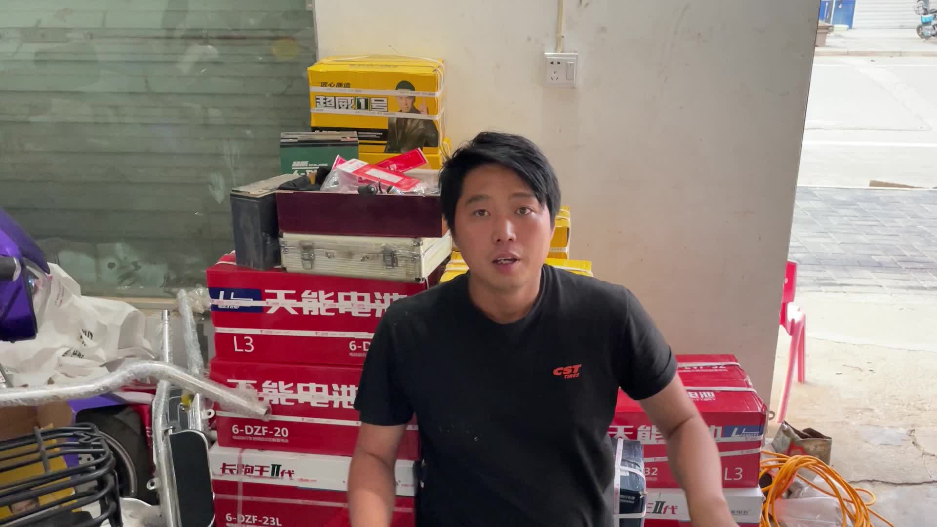现在电动车换一组质量好的电池需要多少钱呢?师傅告诉你真实价格