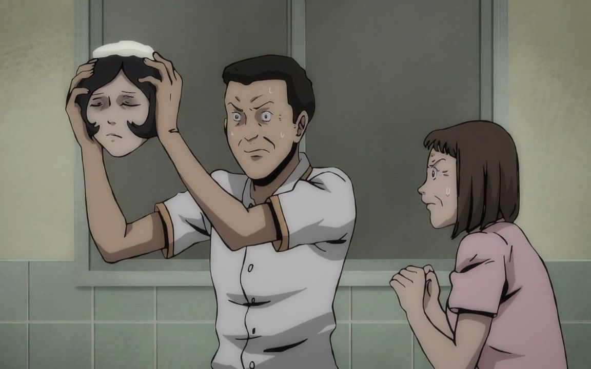 渐渐变成一只蜗牛……《伊藤润二惊选集:十字路口的美少年/蛞蝓少女》