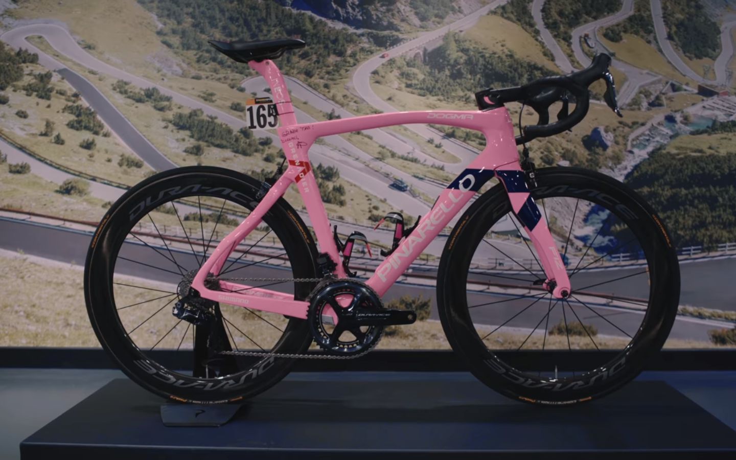 最好看的装车丨粉红色pinarellof12环意纪念版