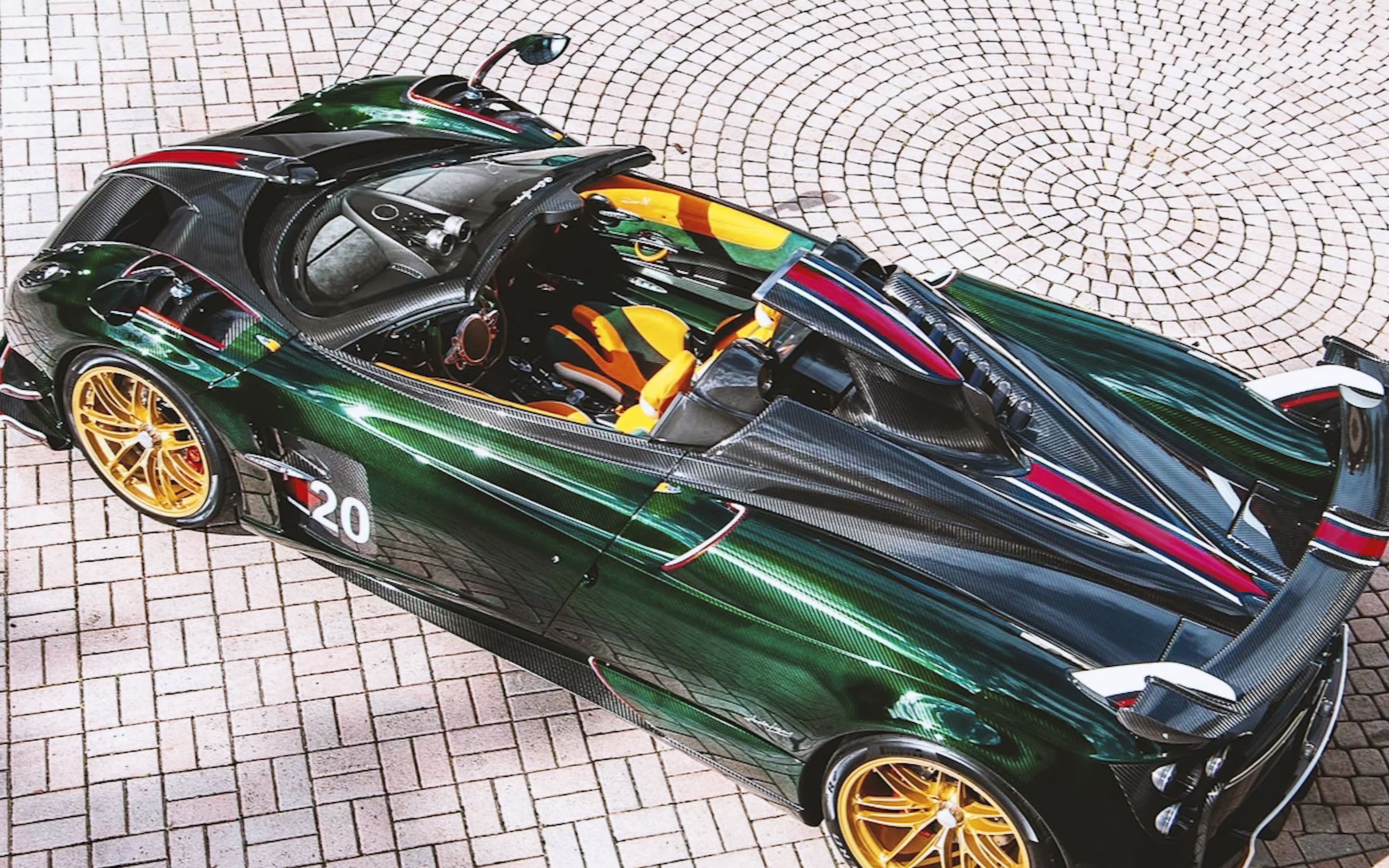 帕加尼风神 pagani huayra bc roadster 和 coupe