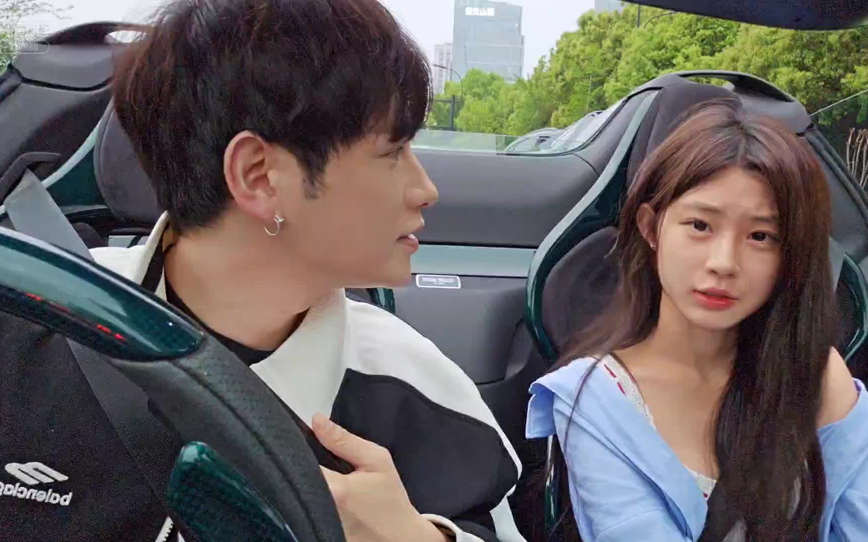 [2024-04-11 ]下午16点 跟活泼开朗女网红陈佳琪互动国风女神未来的大