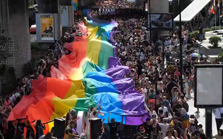 LGBTQ群体的狂欢#|曼谷举行2023骄傲游行哔哩哔哩bilibili